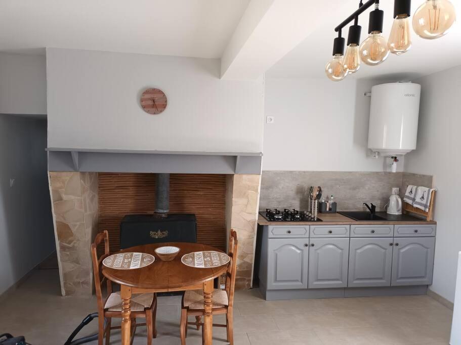 Gite Aux Vieux Bois Lunas  Экстерьер фото