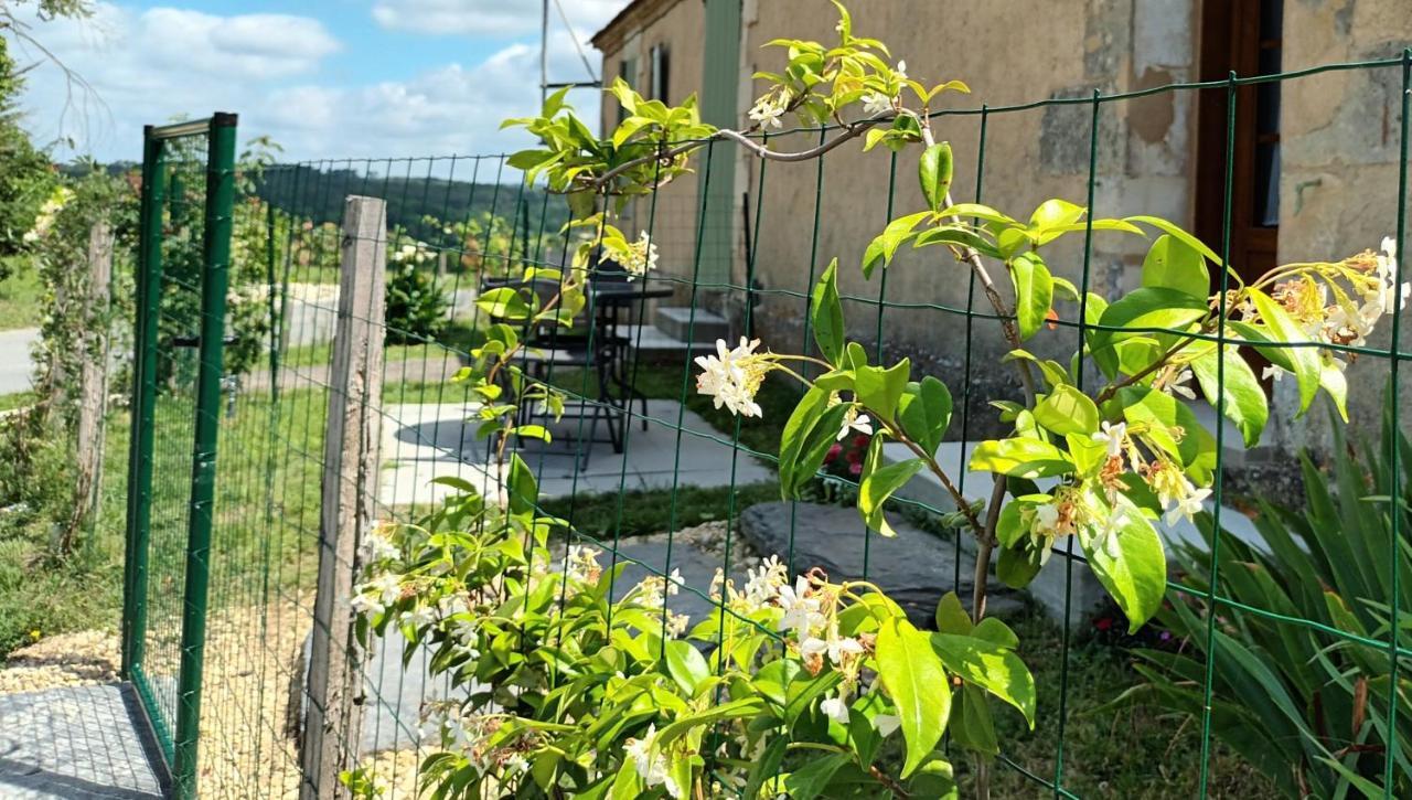 Gite Aux Vieux Bois Lunas  Экстерьер фото